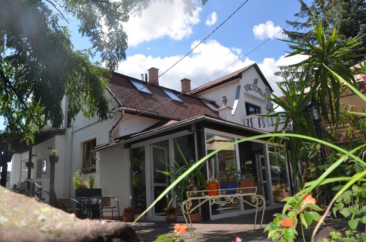 Hotel Viktoria Balatonalmádi Exterior photo
